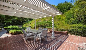 5409 Willowick Cir, Anaheim, CA 92807
