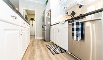 1403 River Pointe Dr, Albany, GA 31701