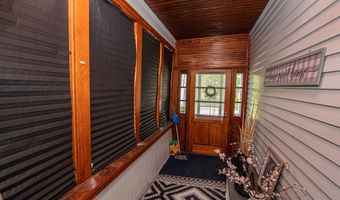 225 Church St, Amsterdam, NY 12010
