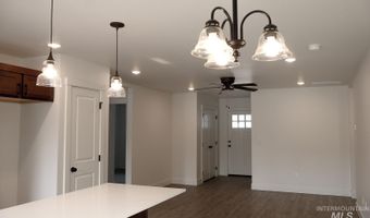1907 Oregon Ln, Caldwell, ID 83605