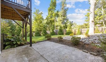 2 Wood Path Ln, Arden, NC 28704