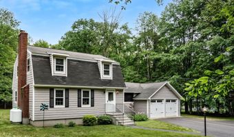 5 Austin Rd, Amherst, NH 03031