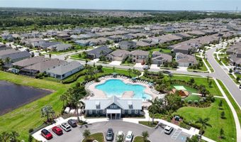 7020 OLD BENTON Dr, Apollo Beach, FL 33572