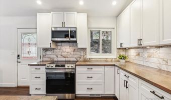 94 Spring Ln, Boulder, CO 80302