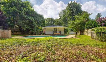 6900 HEATHERHILL Rd, Bethesda, MD 20817