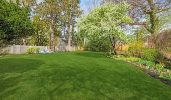 104 Lake Dr, Allenhurst, NJ 07711