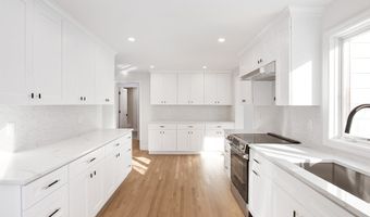 10 Greenwood Ave, Darien, CT 06820