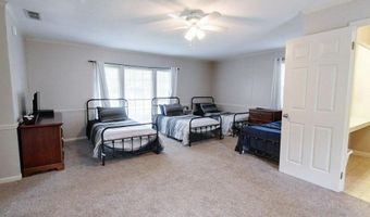 1402 Pineland Dr, Bainbridge, GA 39819