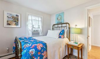 74 Acre Ave, Barrington, RI 02806
