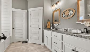 23567 Piney Creek Dr, Athens, AL 35613