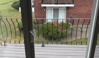 3 Admiralty Dr 01-07, Middletown, RI 02842