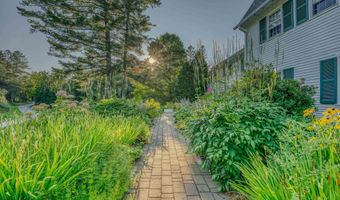 80 Guider Ln, Bethlehem, NH 03574