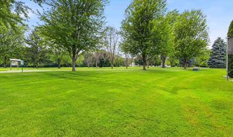 1001 S ONEIDA St 2E, Appleton, WI 54915