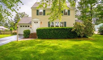 5 Phillips Rd, Falmouth, ME 04105