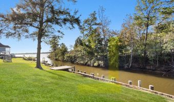 707 Holly Hills Dr, Biloxi, MS 39532