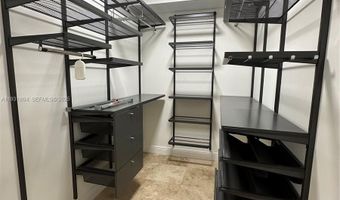 19900 E Country Club Dr 812, Aventura, FL 33180