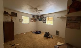 1504 W Hank Ave, Artesia, NM 88210