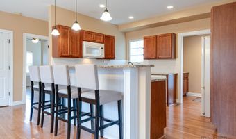 40431 N Fairview St, Antioch, IL 60002