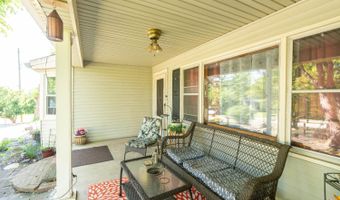 207 Donna Dr, Aurora, IN 47001