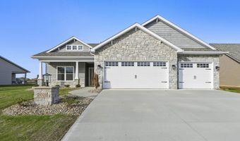 2021 Approach Dr, Auburn, IN 46706