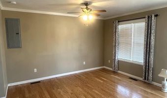 362 Oak St, Big Sandy, TN 38221