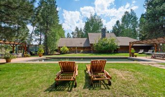 56648 Lunar Dr, Bend, OR 97707
