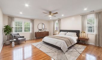 6 El Toro Dr, Bristol, CT 06010