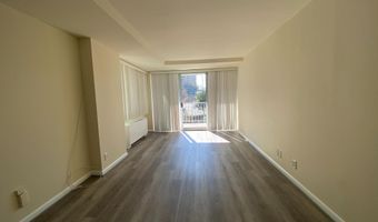 301 N BEAUREGARD St N 122, Alexandria, VA 22312