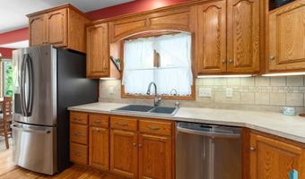 608 N Riverwood Cir, Brandon, SD 57005
