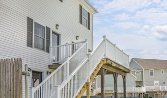 40 Hillview Dr, Bangor, ME 04401
