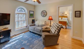 105 Loft Cir, Campton, NH 03223