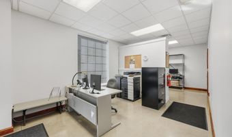 218 S Main St, Almont, MI 48003