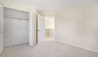 5776 Cedar Ridge Dr, Ann Arbor, MI 48103