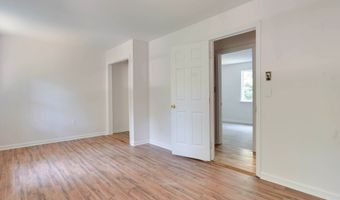 242 Herrick Rd, Brooklyn, CT 06234