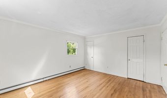 26 Harbor Ridge Rd, Danbury, CT 06811