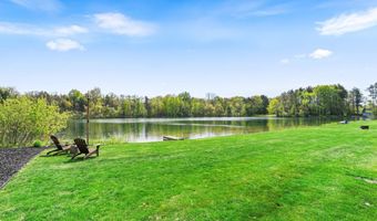 9760 Jade Dr, Allendale, MI 49401