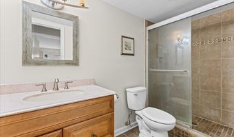 1531 Packard St 13, Ann Arbor, MI 48104