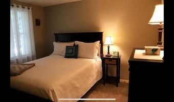 43 Baldwin Dr #43, Bangor, ME 04401