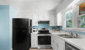 3 Johnson St, Ashland, MA 01721