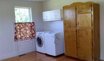 15 Daniels Rd W, Albany, VT 05845