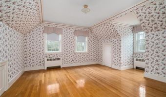 3225 Diamond Hill Rd, Cumberland, RI 02864