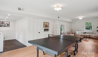 6038 Old Providence Rd, Charlotte, NC 28226
