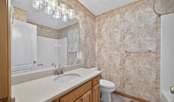 3 Matney Ln, Bella Vista, AR 72715