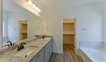 7936 Hendrick Dr, Baton Rouge, LA 70817