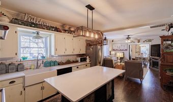 403 W Franklin St, Alvord, TX 76225