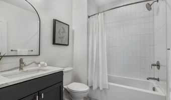 629 N LINCOLN St N, Arlington, VA 22201