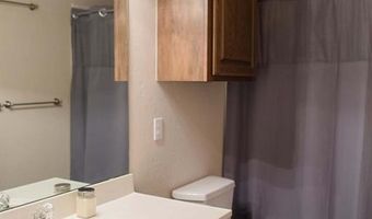 1816 Foxtail Cir, Altus, OK 73521