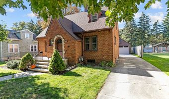 1613 N DIVISION St, Appleton, WI 54911