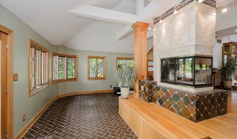 18 Point Ln, Arcadia, IN 46030