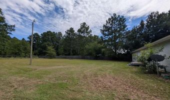 1406 Eastview Dr, Aberdeen, NC 28315